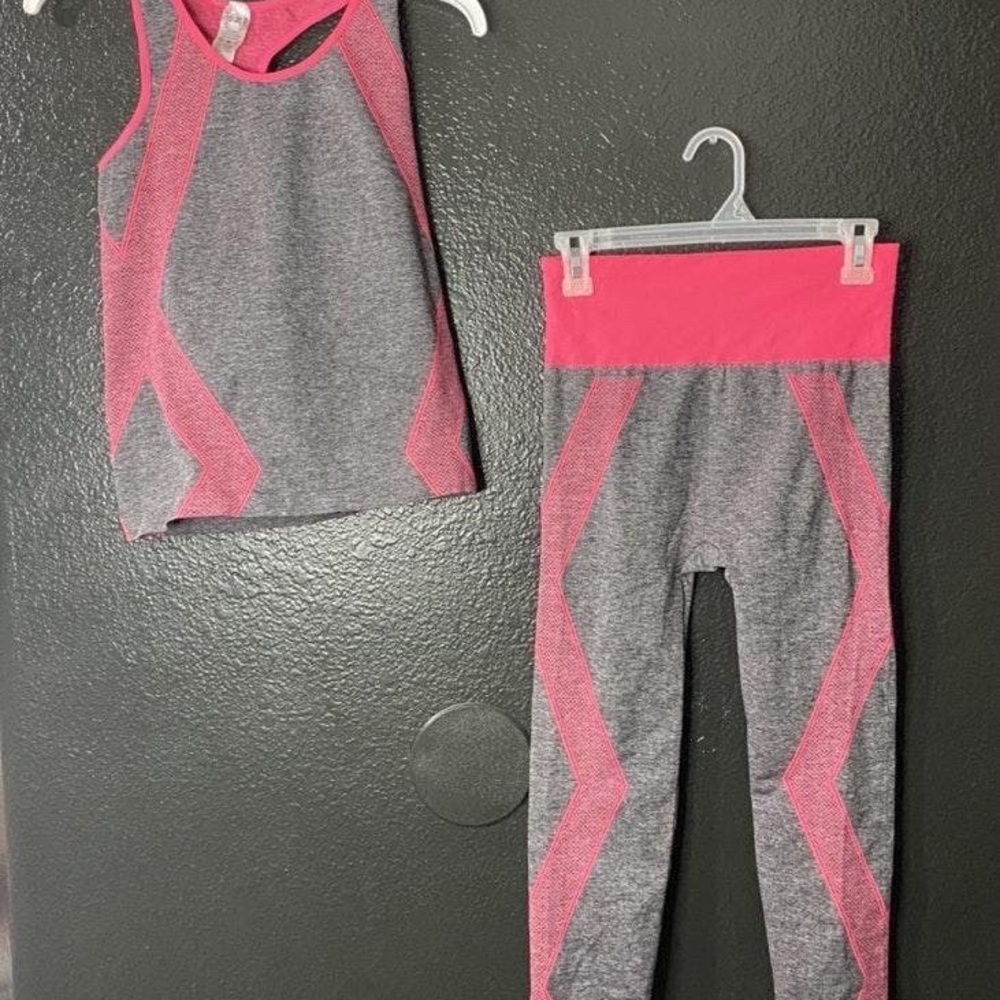 two peace workout 🏋️‍♀️ set